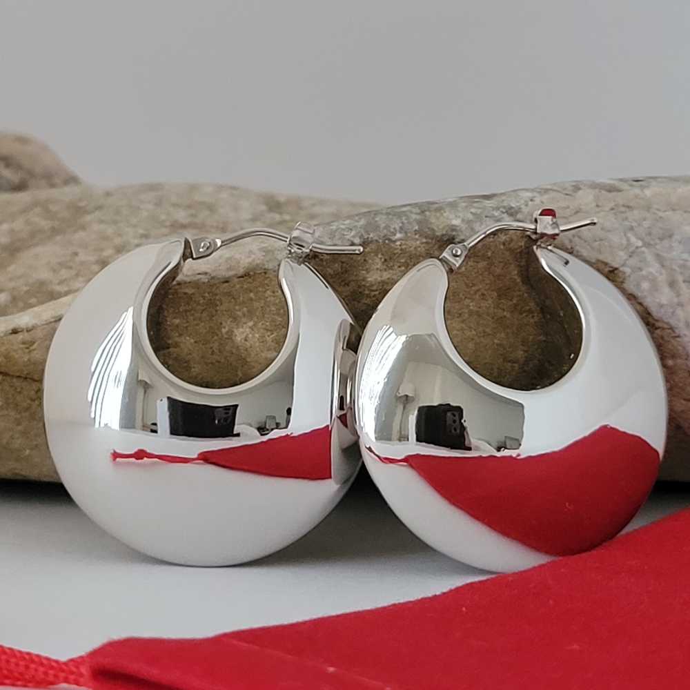 Milor Silver Hoop Earrings with Red Accent